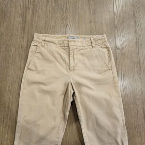 Vince Khaki Mid Rise Long Chino Brrmuda Chino Shorts Woman Sz. 6